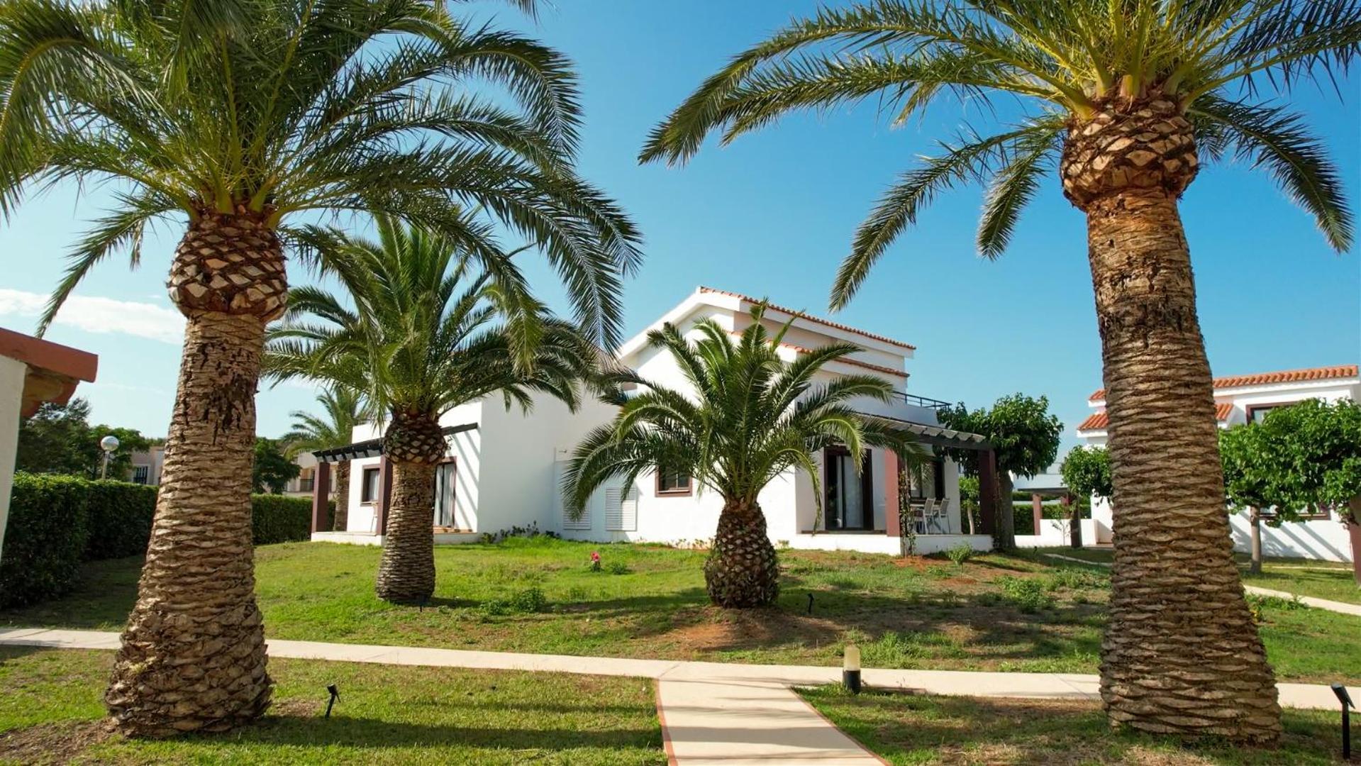 Nuramar Aparthotel Кала-ен-Бош Екстер'єр фото